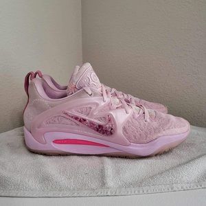 Nike KD 15 Aunt Pearl